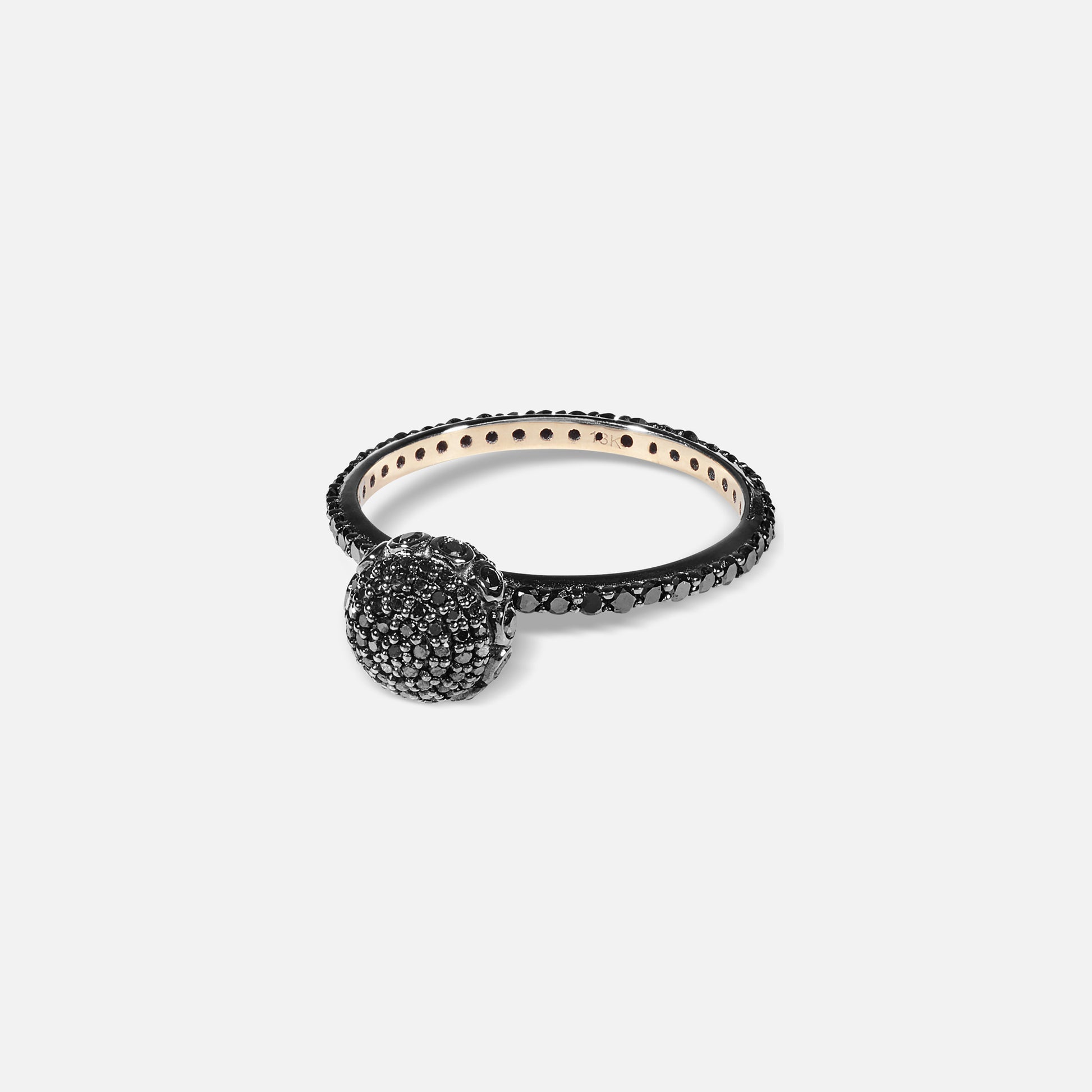 Black_18K_Gold_Black_Diamond_Orb_Ring_Closeup