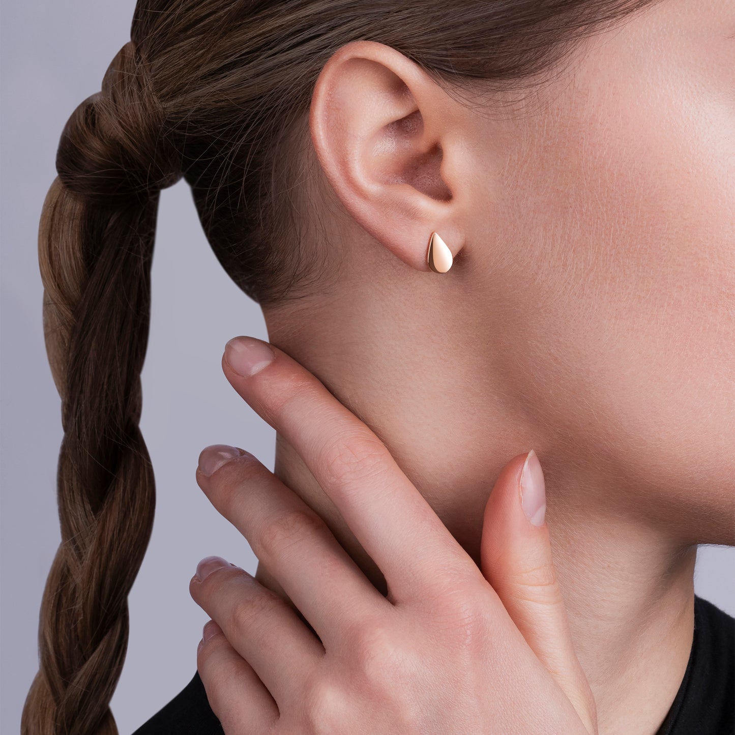 Model_Pure_Drop_Studs_18K_Rose_Gold_Diamond_Earring