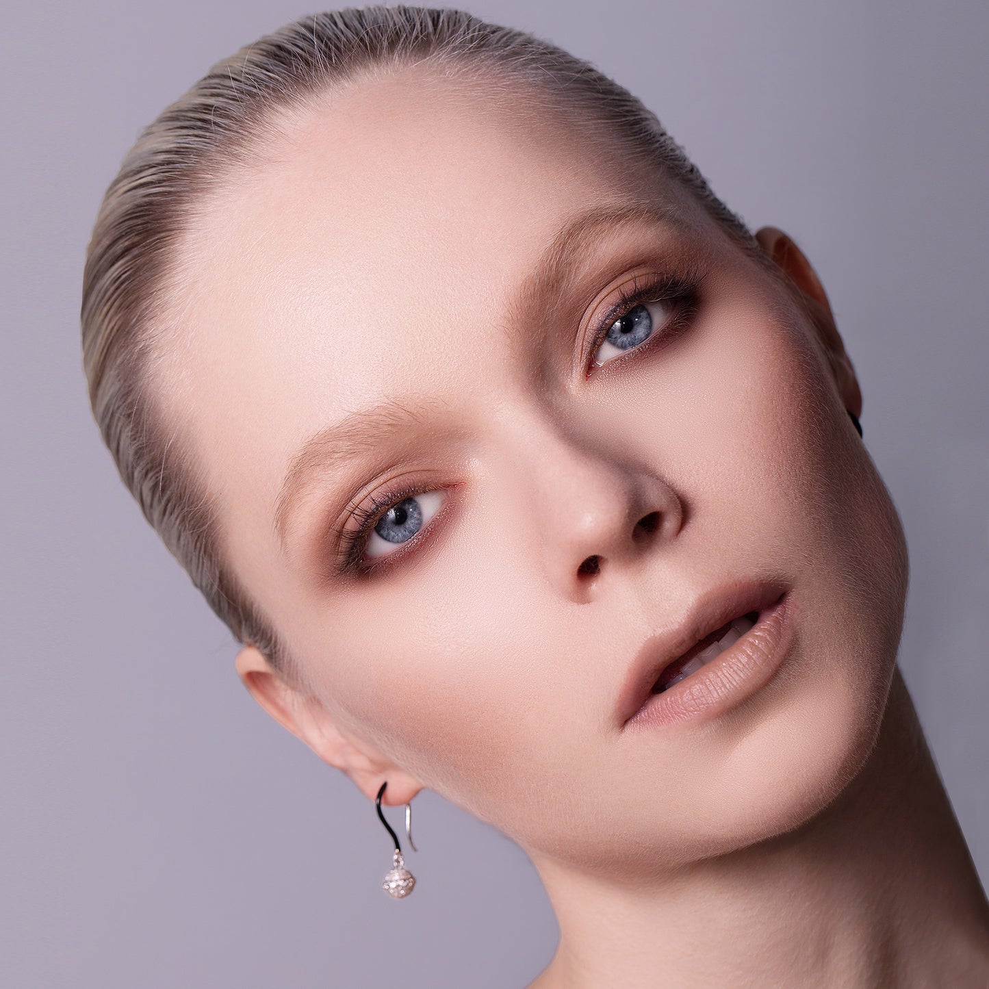 Model_Square_Black_Joy_18K_Gold_Orb_Diamond_Earrings