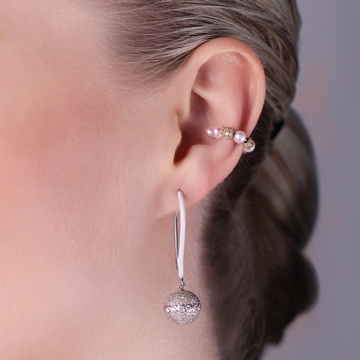 Model_Square_White_Entice_18K_Gold_Orb_Diamond_Earrings