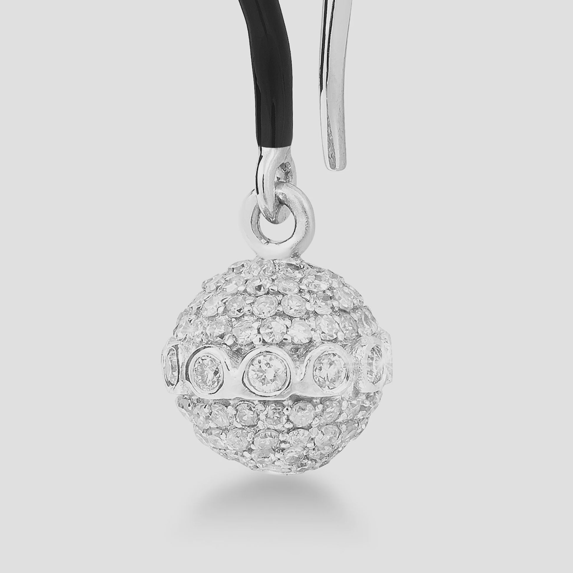 VIDEO_BLACK_JOY_18K_GOLD_ORB_DIAMOND_EARRINGS