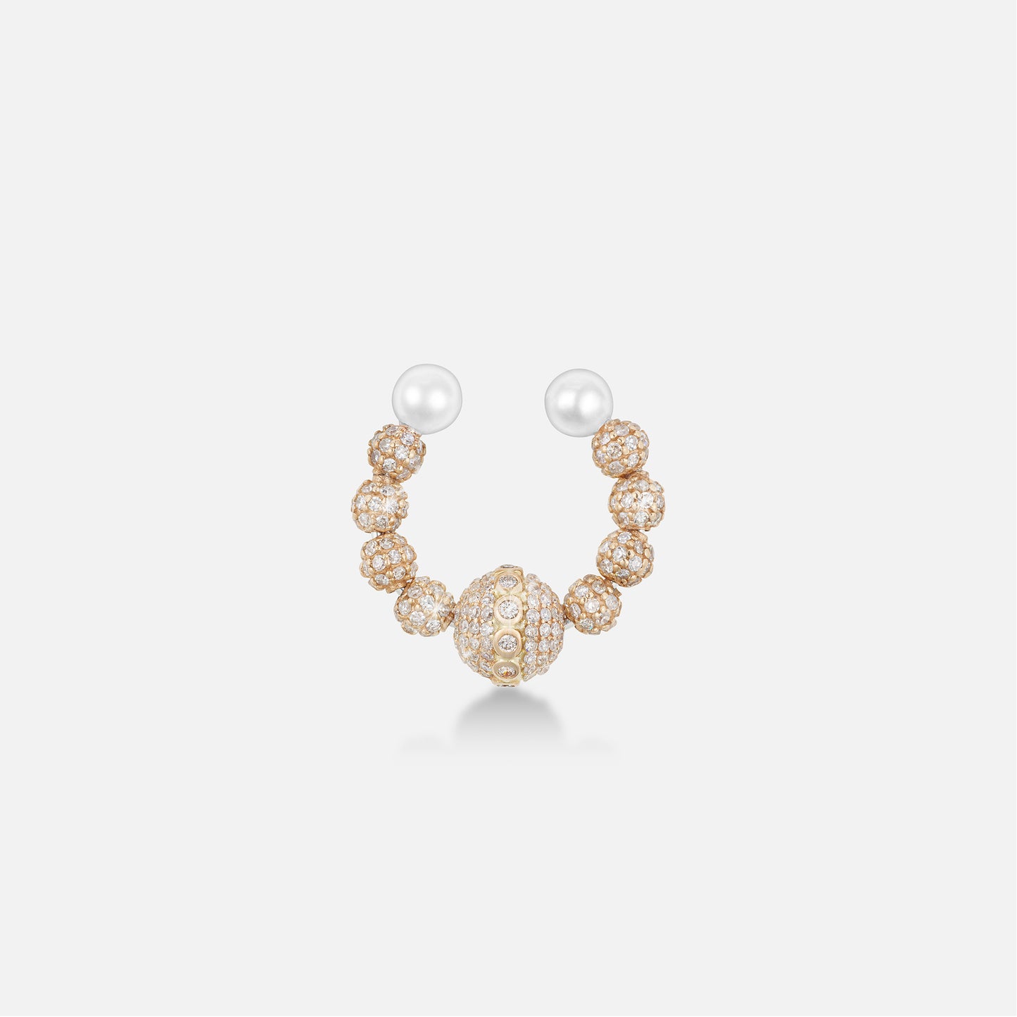 Devine_18K_Gold_Pearl_Diamond_Ear_Cuff